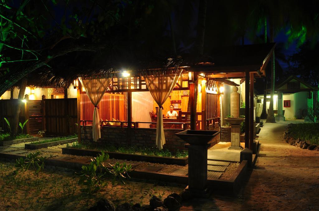 Fun Island & Guraidhoo (Kaafu Atoll)