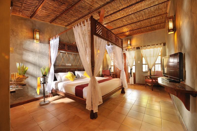 Fun Island & Resort 3*