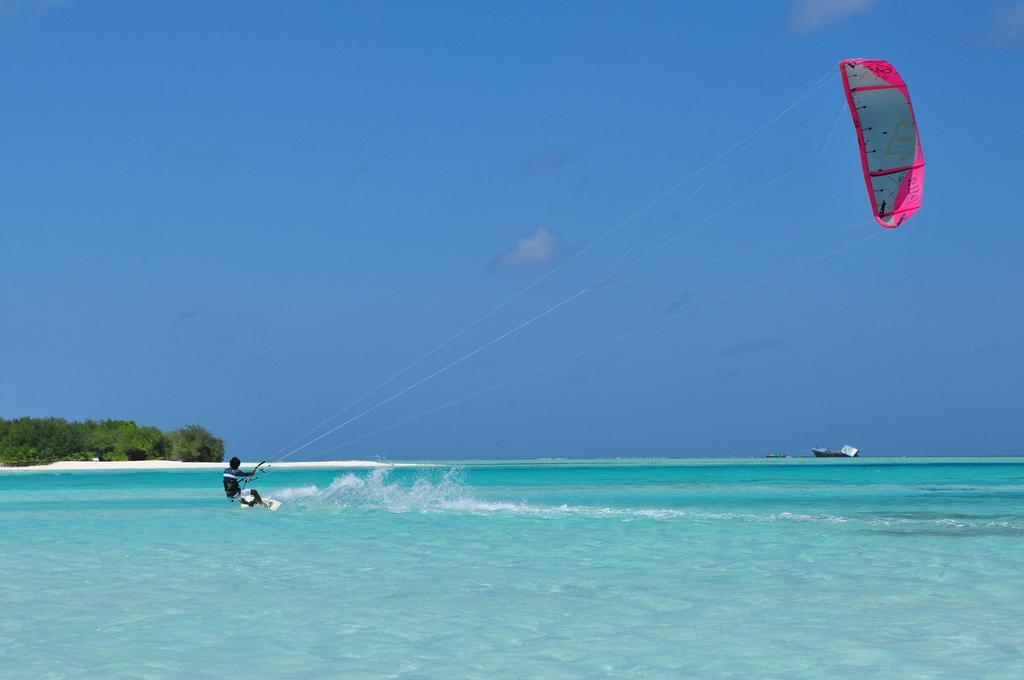 Fun Island & Guraidhoo (Kaafu Atoll)